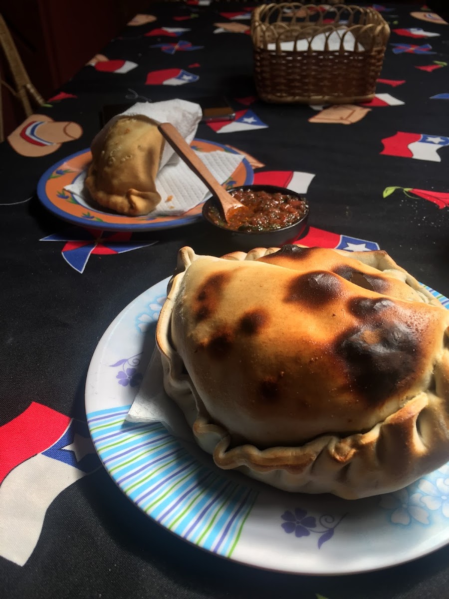 El Rancho De Don Chelo (Empanadas Peñaflor)-9